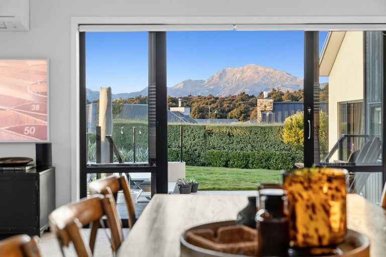 Photo of property in 47 Minaret Ridge, Wanaka, 9305