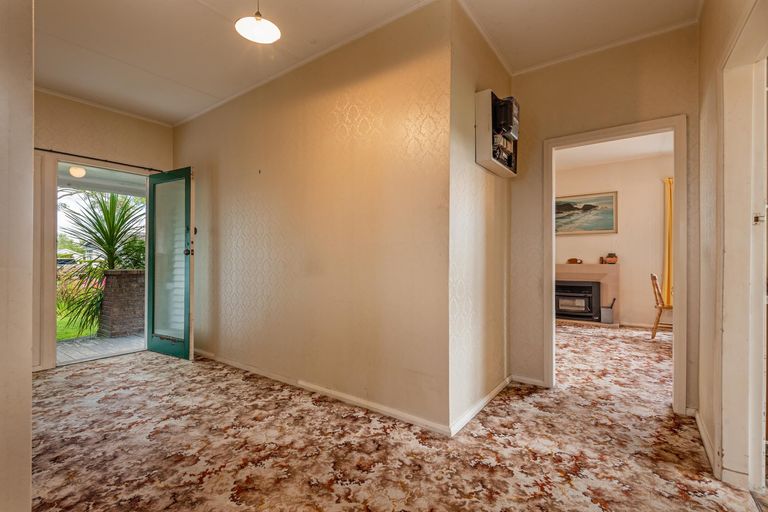 Photo of property in 9 Milverton Avenue, Hokowhitu, Palmerston North, 4410
