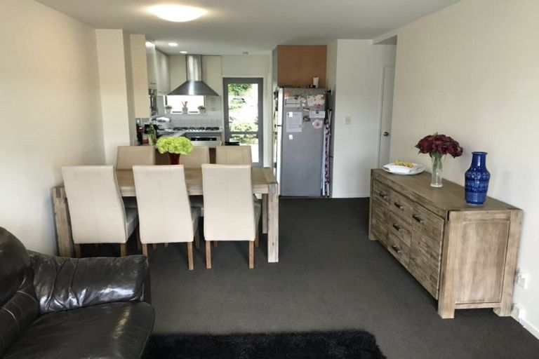 Photo of property in 3/11 Pannill Place, Oteha, Auckland, 0632