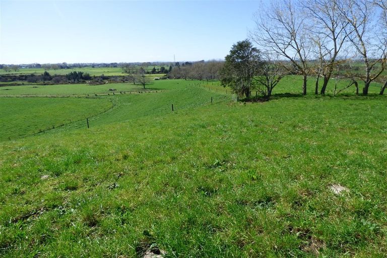 Photo of property in 336 Grove Road, Te Pahu, Hamilton, 3285