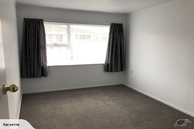 Photo of property in 718b Pioneer Highway, Takaro, Palmerston North, 4412