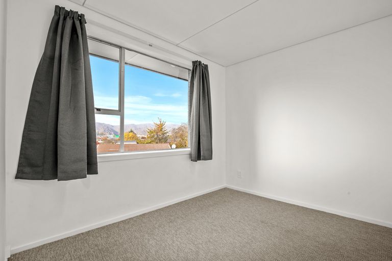 Photo of property in 128 Ashworth Street, Alexandra, 9320