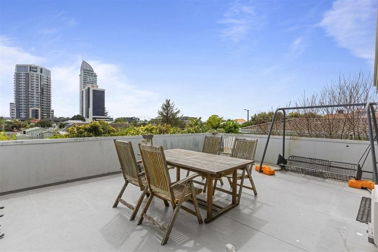 Photo of property in 17 Tennyson Avenue, Takapuna, Auckland, 0622