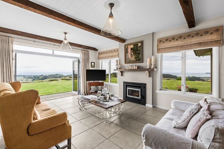 Photo of property in 119 Eskridge Drive, Eskdale, Napier, 4182