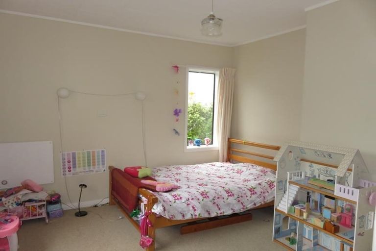 Photo of property in 126 Homebush Road, Khandallah, Wellington, 6035