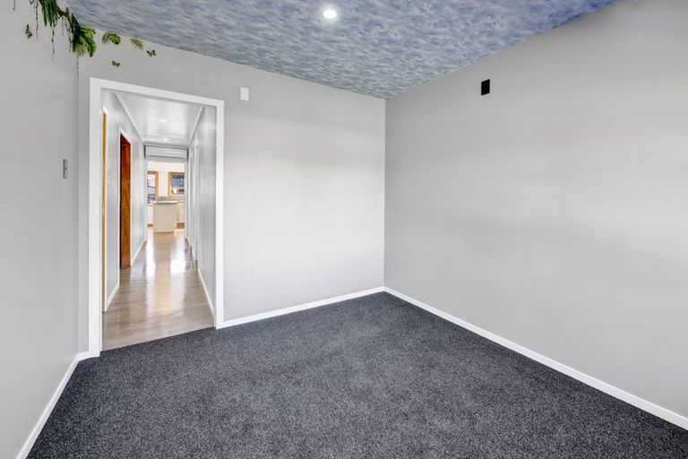 Photo of property in 61 Stanners Street, Eltham, 4322