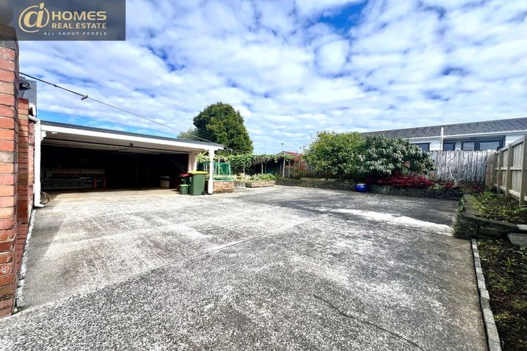 Photo of property in 19 Glenside Avenue, Pakuranga, Auckland, 2010