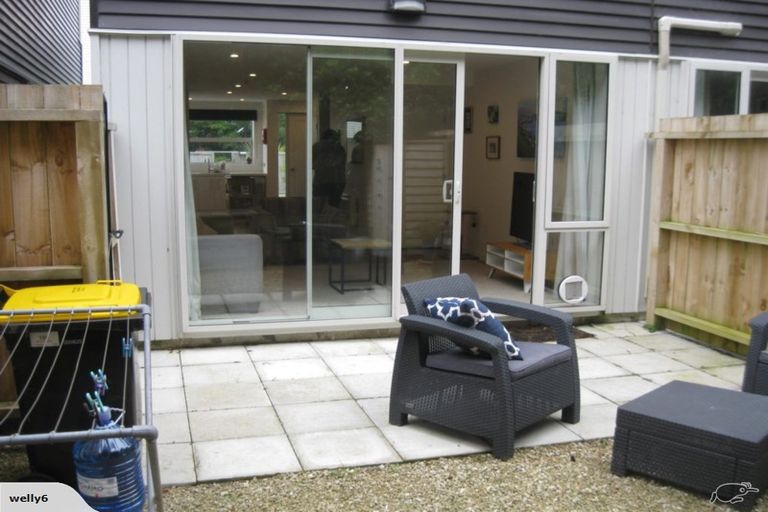 Photo of property in 11/8 Thatcher Crescent, Crofton Downs, Wellington, 6035