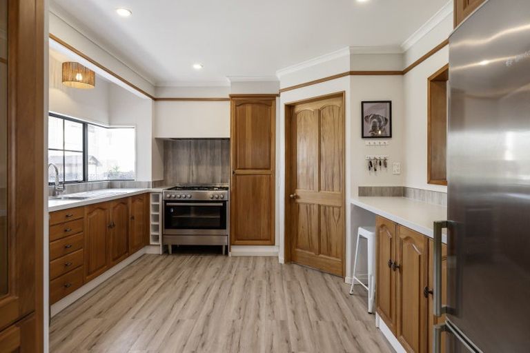 Photo of property in 1222 Papamoa Beach Road, Papamoa Beach, Papamoa, 3118