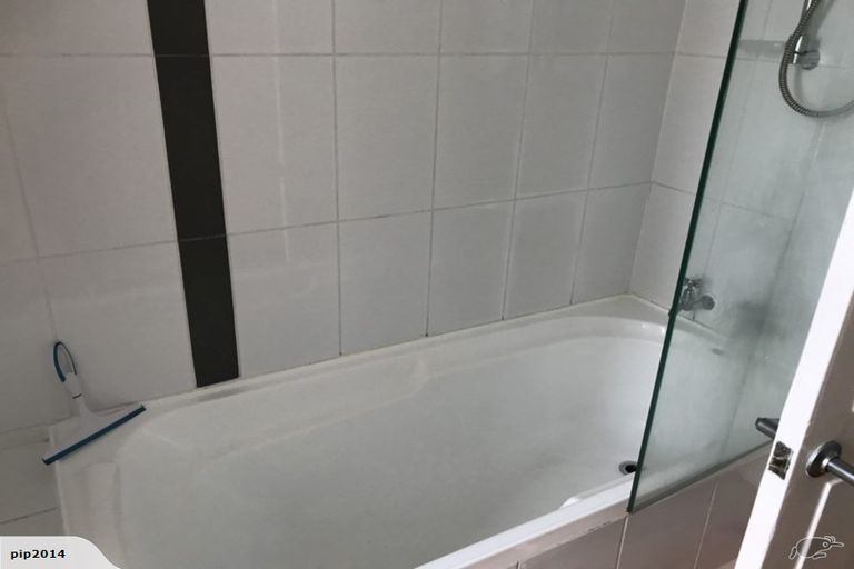 Photo of property in 1/144 Forbury Road, Saint Clair, Dunedin, 9012