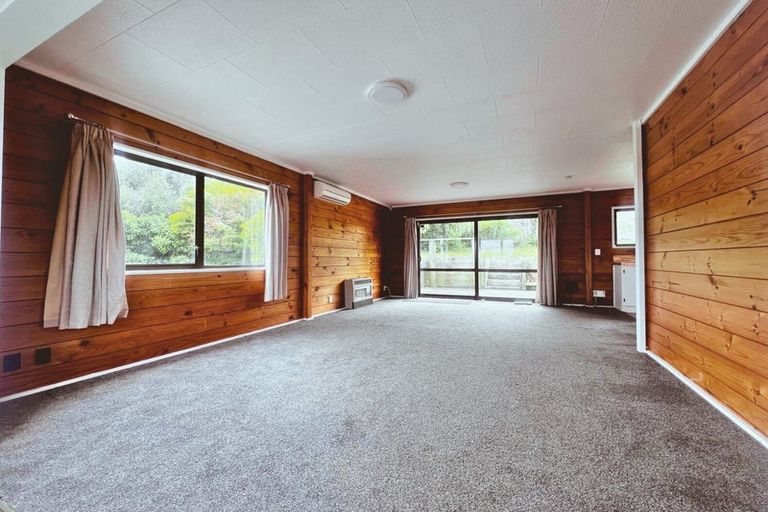 Photo of property in 2 Garboard Lane, Whitby, Porirua, 5024
