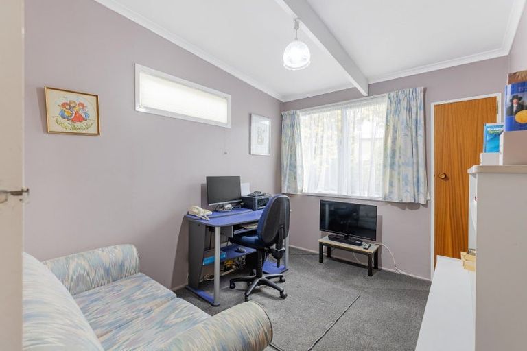 Photo of property in 15 Juliana Place, Awapuni, Palmerston North, 4412
