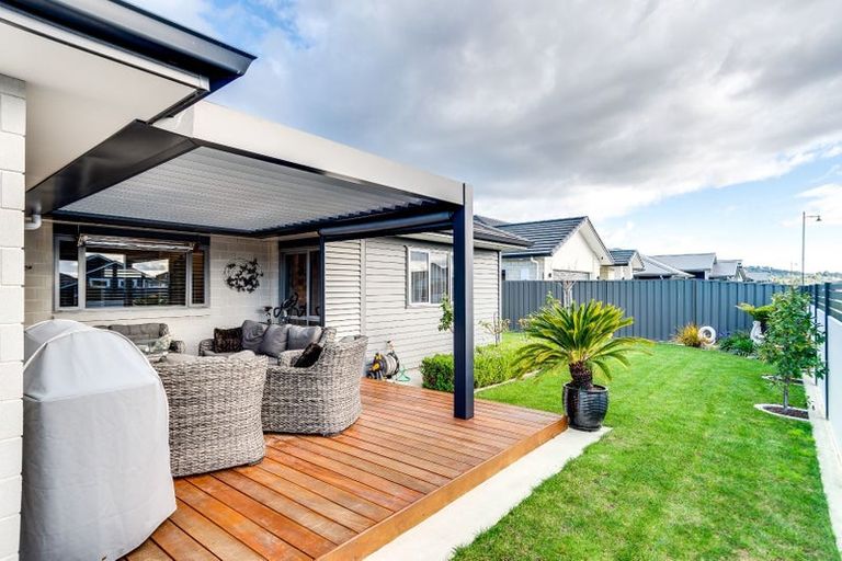 Photo of property in 2 Benmore Place, Poraiti, Napier, 4112