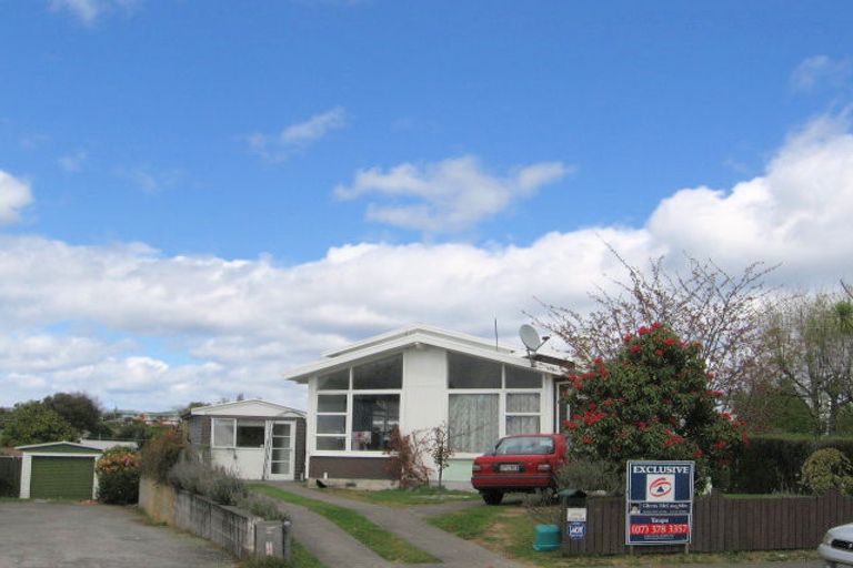 Photo of property in 127 Taupo View Road, Taupo, 3330