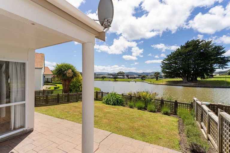 Photo of property in 9 Lakeside Villas, Whitby, Porirua, 5024