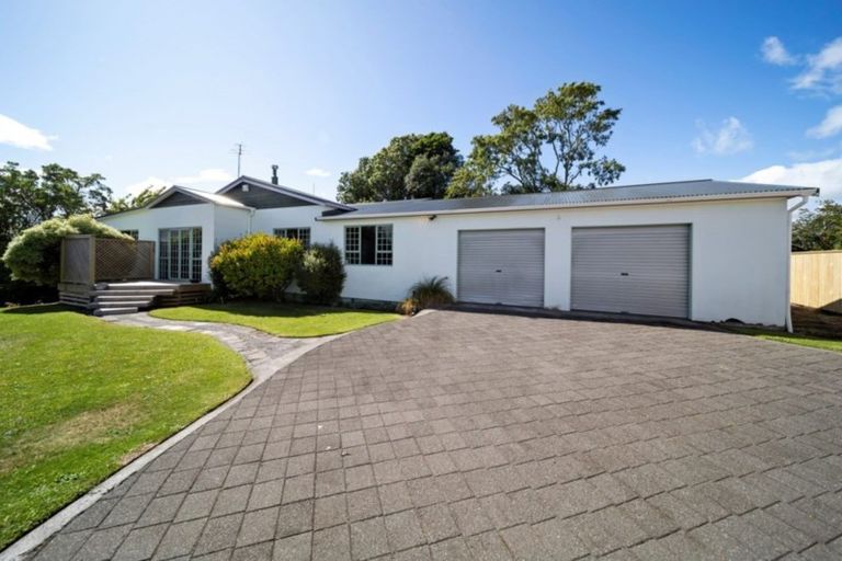 Photo of property in 17 Konini Street, Inglewood, 4330