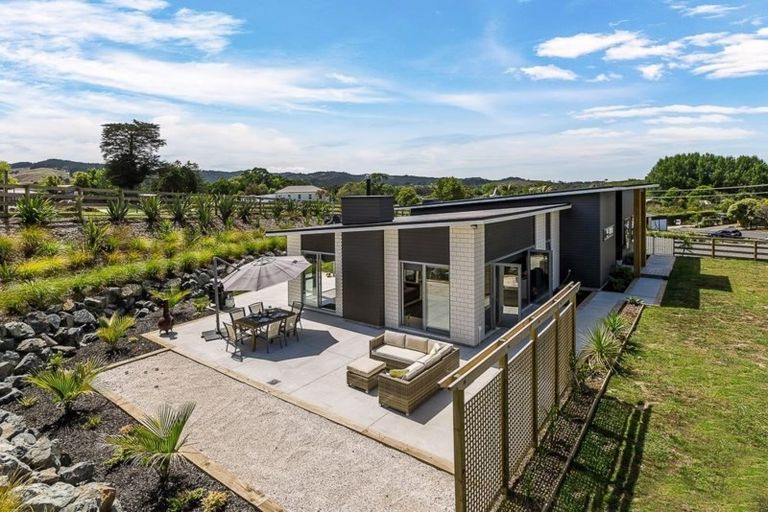 Photo of property in 990 Kaipara Flats Road, Kaipara Flats, Warkworth, 0984