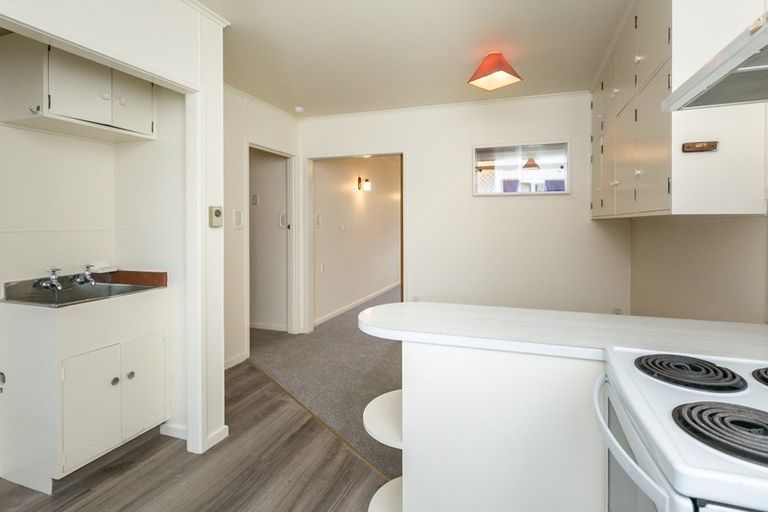 Photo of property in 52a Puketapu Road, Taradale, Napier, 4112