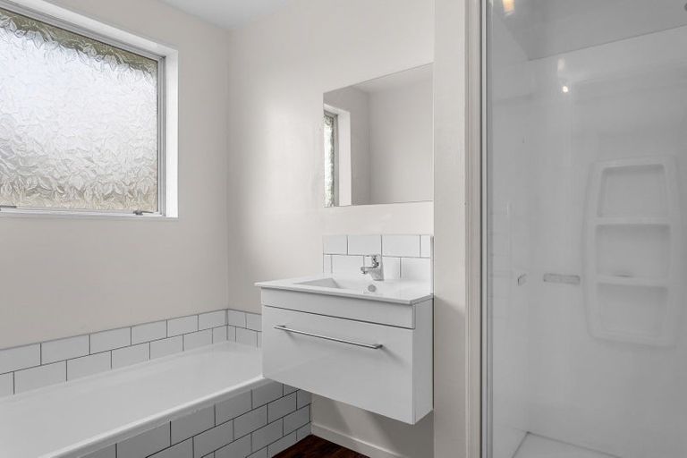 Photo of property in 2 Montgomery Street, Cheviot, 7310