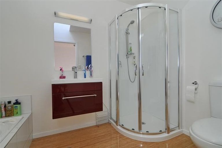 Photo of property in 7 Kastos Way, Strathmore Park, Wellington, 6022