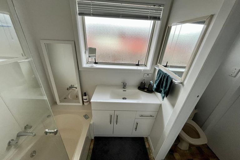 Photo of property in 14 Camellia Place, Hamilton Lake, Hamilton, 3204