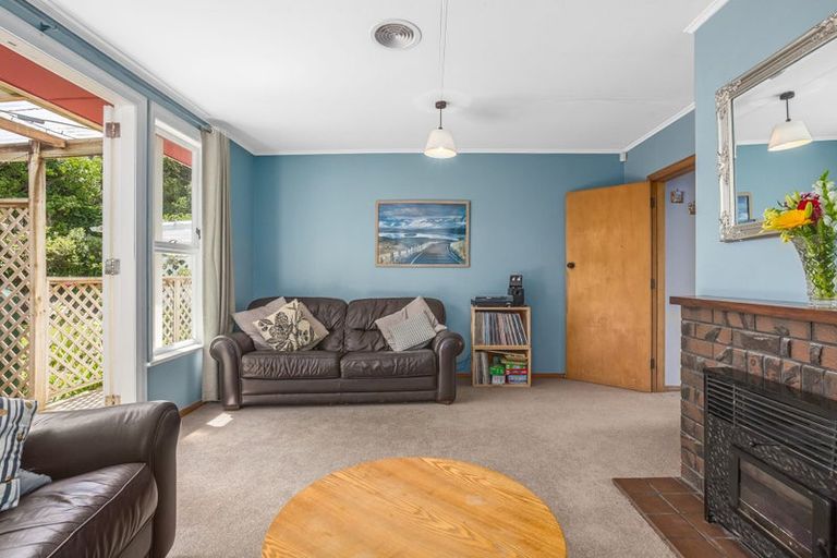 Photo of property in 169 Conclusion Street, Ascot Park, Porirua, 5024