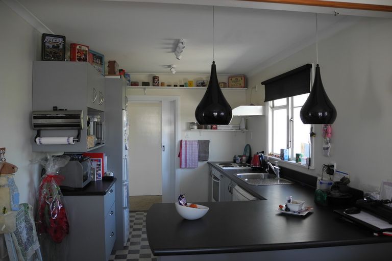 Photo of property in 6 Elizabeth Street, Waimate, 7924