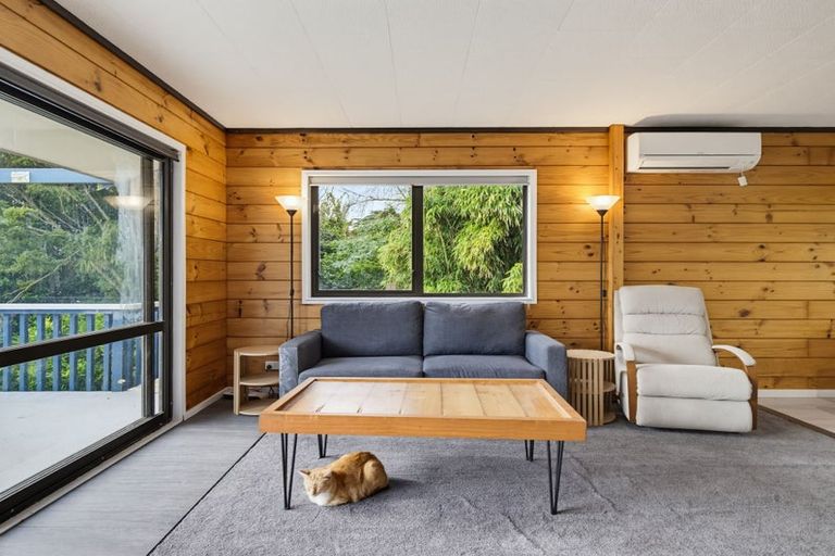Photo of property in 2b Collingwood Road, Waiuku, 2123