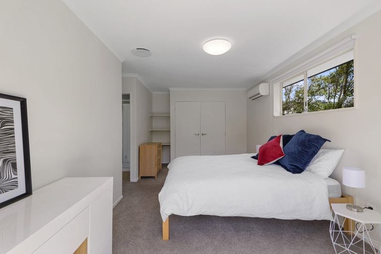 Photo of property in 83a Wilsons Road, Saint Martins, Christchurch, 8022