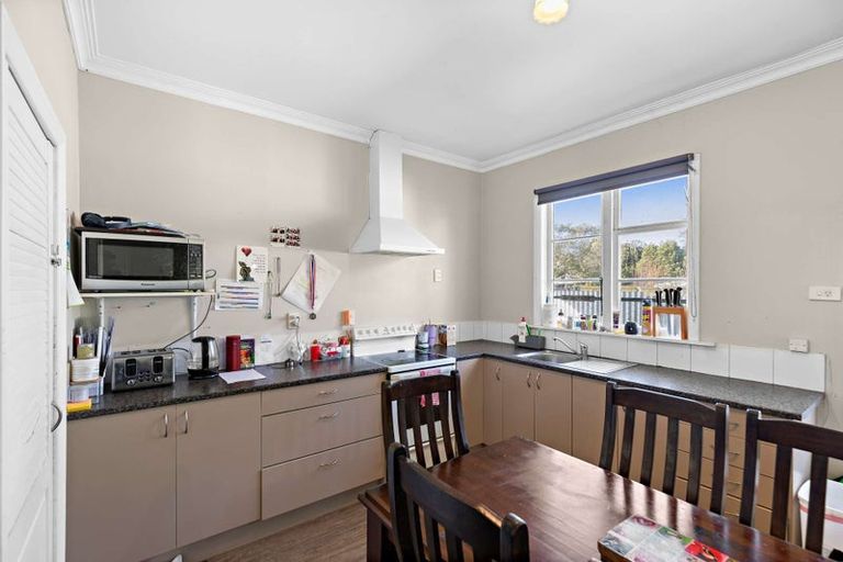 Photo of property in 15 Liverpool Street, Levin, 5510