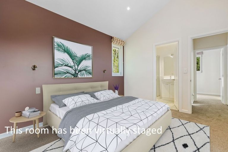 Photo of property in 8 Glas Brae, Governors Bay, Lyttelton, 8971