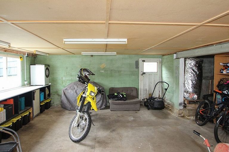 Photo of property in 20 Arrow Crescent, Holmes Hill, Oamaru, 9401