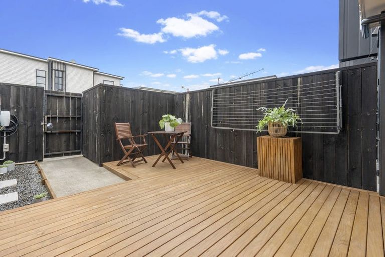 Photo of property in 4 Walter Merton Road, Hobsonville, Auckland, 0616