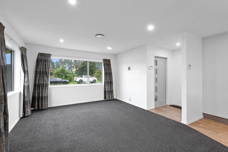 Photo of property in 12 Dunlops Crescent, Marshland, Christchurch, 8083