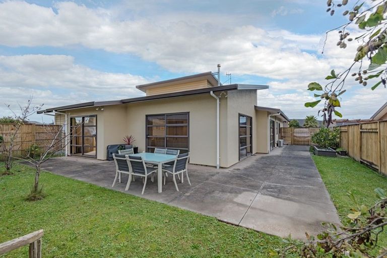 Photo of property in 6 Brooklyn Heights Drive, Kelvin Grove, Palmerston North, 4414