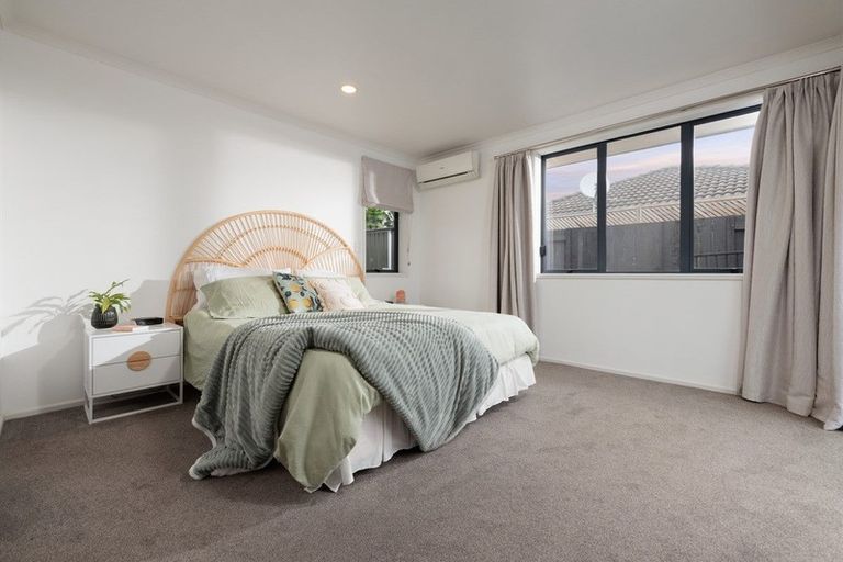 Photo of property in 64 Oriental Parade, Papamoa Beach, Papamoa, 3118