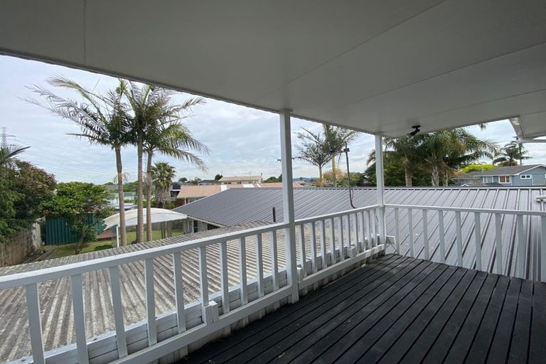 Photo of property in 11 Bexley Place, Pahurehure, Papakura, 2113