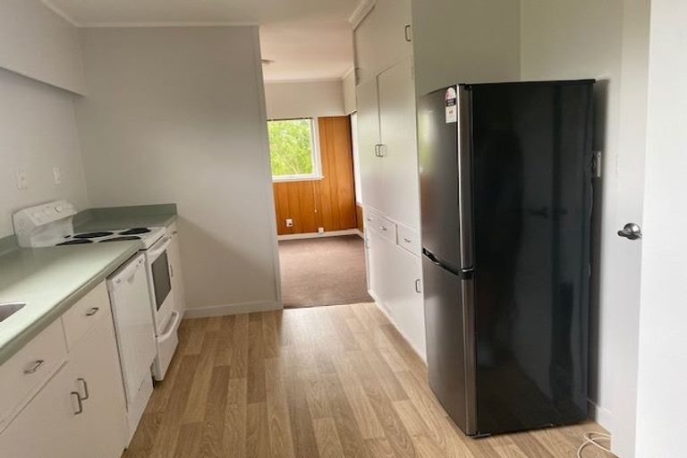 Photo of property in 1/29 Pupuke Road, Takapuna, Auckland, 0622