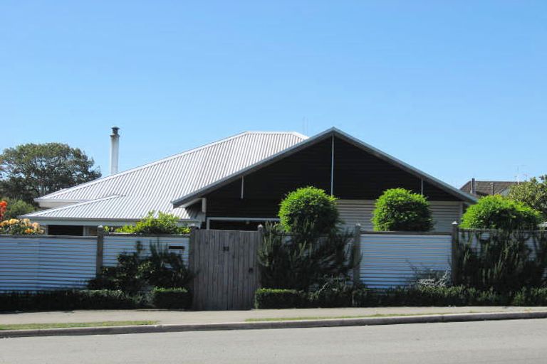 Photo of property in 63 Selwyn Street, Waimataitai, Timaru, 7910