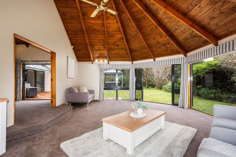 Photo of property in 63 Plateau Road, Te Marua, Upper Hutt, 5018