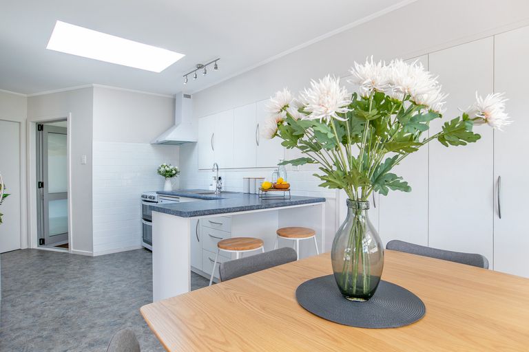 Photo of property in 2 North Street, Greytown, 5712