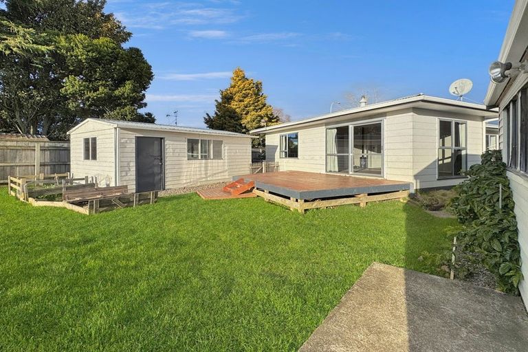 Photo of property in 97 Benmore Avenue, Cloverlea, Palmerston North, 4412