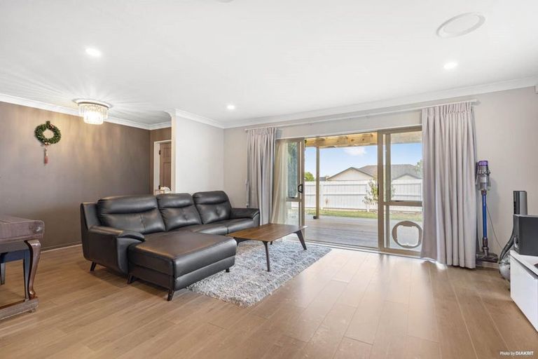 Photo of property in 4 Mckittrick Avenue, Flat Bush, Auckland, 2019