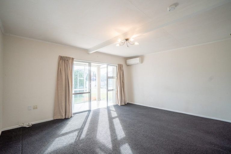 Photo of property in 75 Fairview Avenue, Feilding, 4702