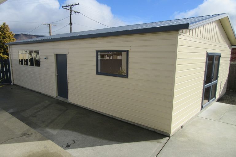 Photo of property in 6 Elizabeth Street, Waimate, 7924