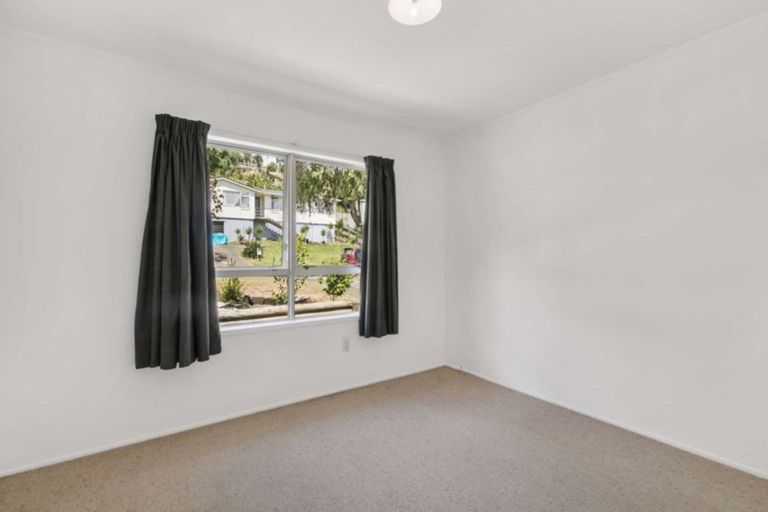 Photo of property in 28 Dingadee Street, Welcome Bay, Tauranga, 3112
