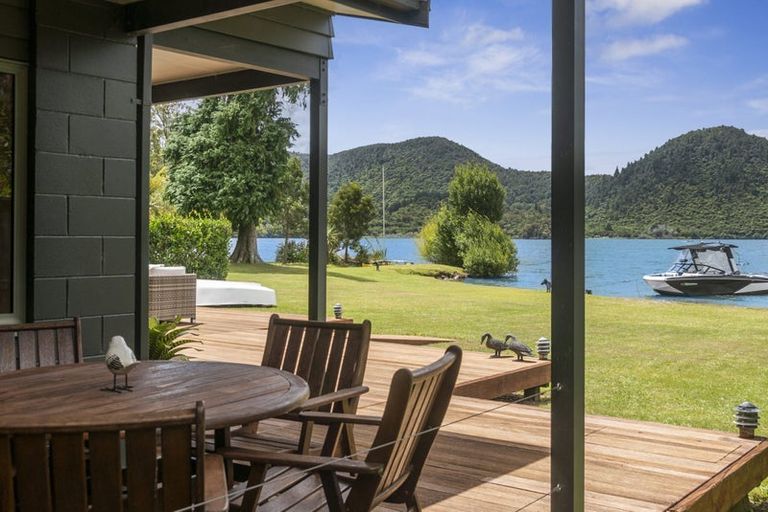 Photo of property in 7 Steep Street, Lake Okareka, Rotorua, 3076