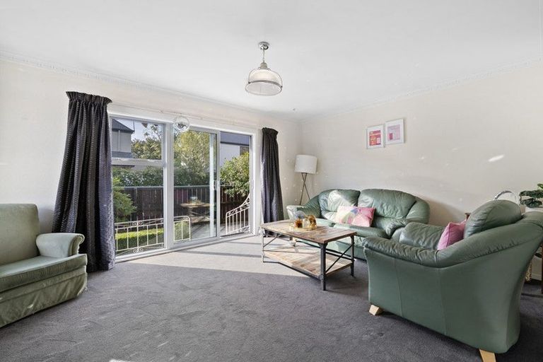 Photo of property in 3/230 Springfield Road, St Albans, Christchurch, 8014