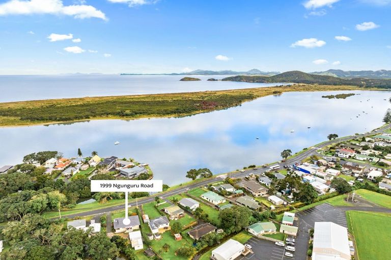 Photo of property in 1999 Ngunguru Road, Ngunguru, Whangarei, 0173