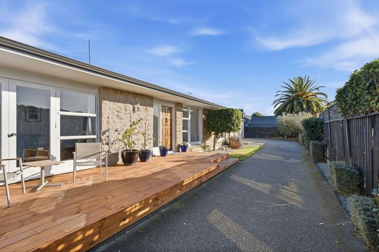 Photo of property in 69 Deepdale Street, Burnside, Christchurch, 8053